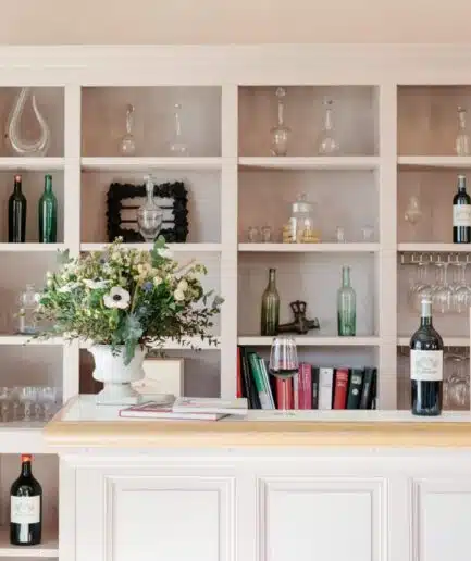 TOUR AND TASTING